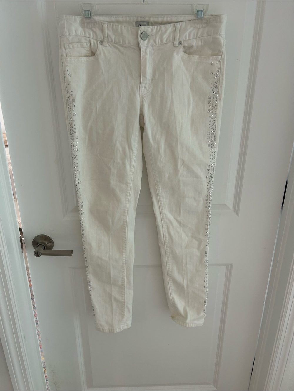 Cache Embellished White Skinny Jeans